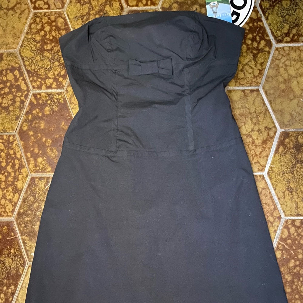 Tara Jarmon strapless LBD